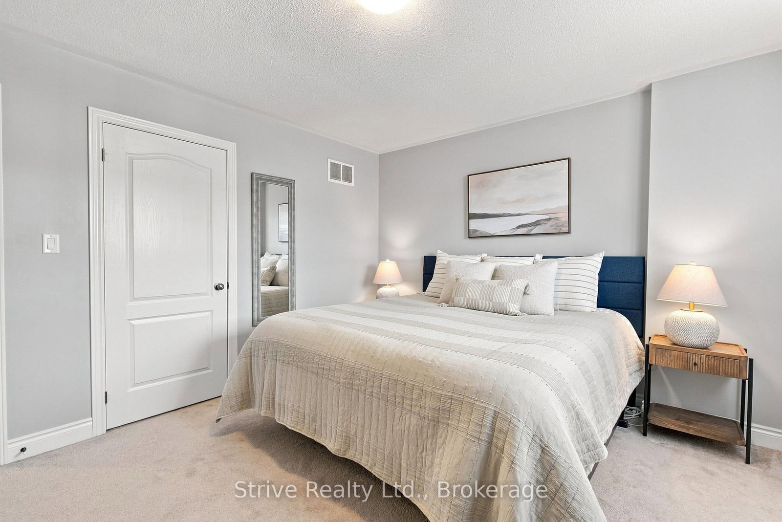 14 Vetzal Court • Clarington, ON photo 37