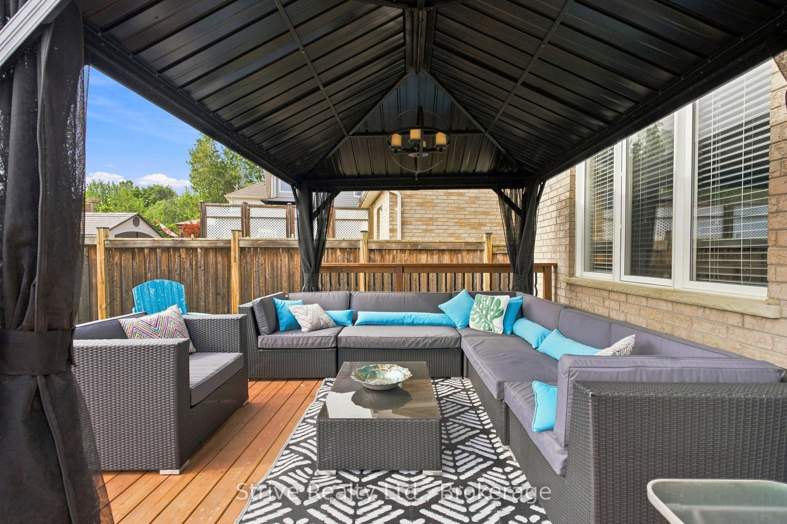 14 Vetzal Court • Clarington, ON photo 44