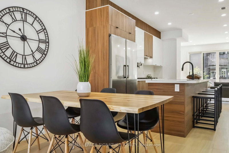 Furnished Upper - 43A Cummings Street