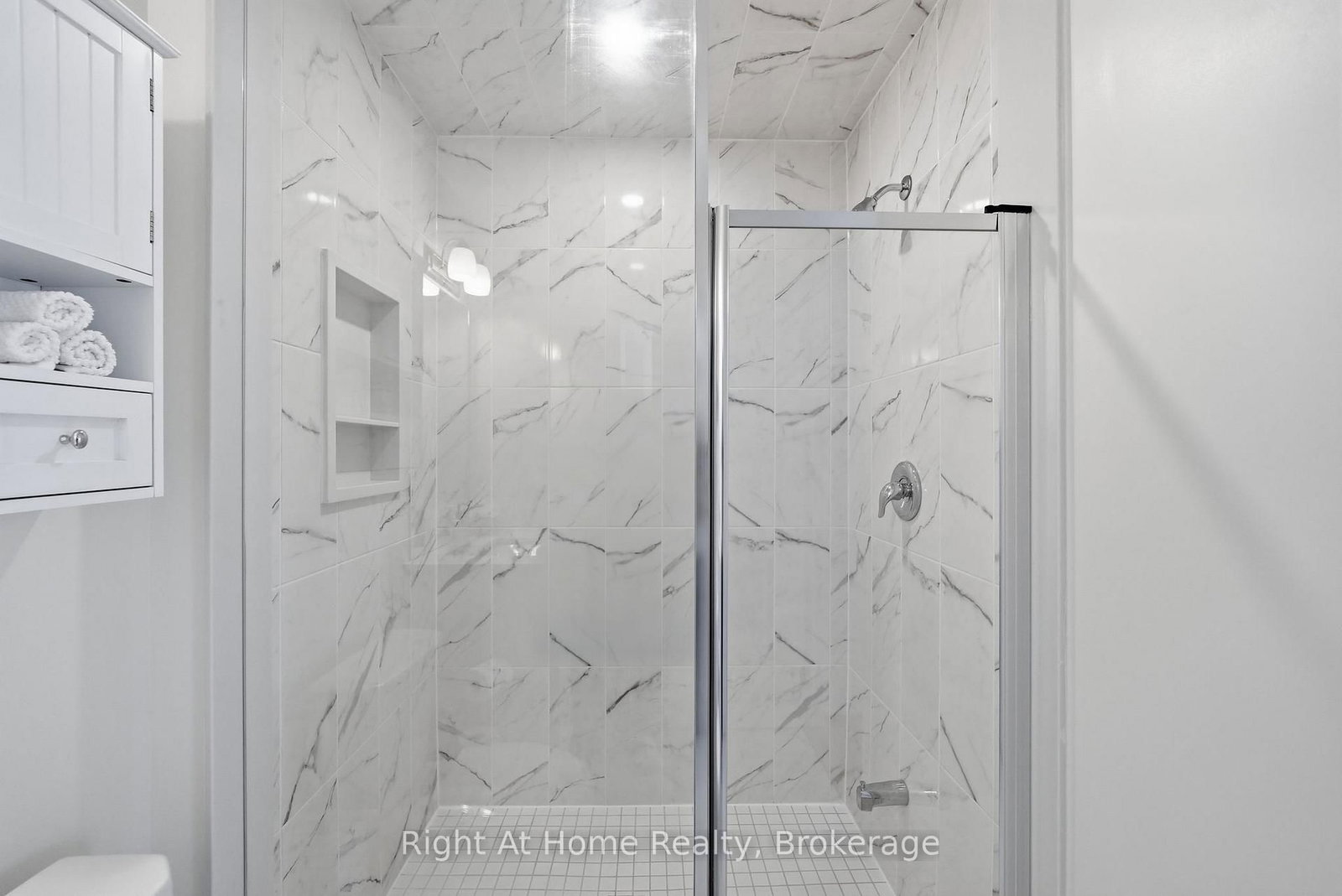 52 Emmas Way • Whitby, ON photo 26