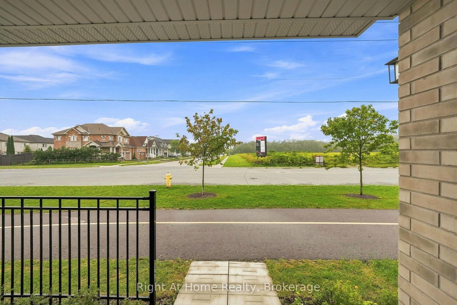 52 Emmas Way • Whitby, ON photo 38