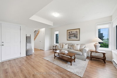 52 Emmas Way • Whitby, ON photo 6