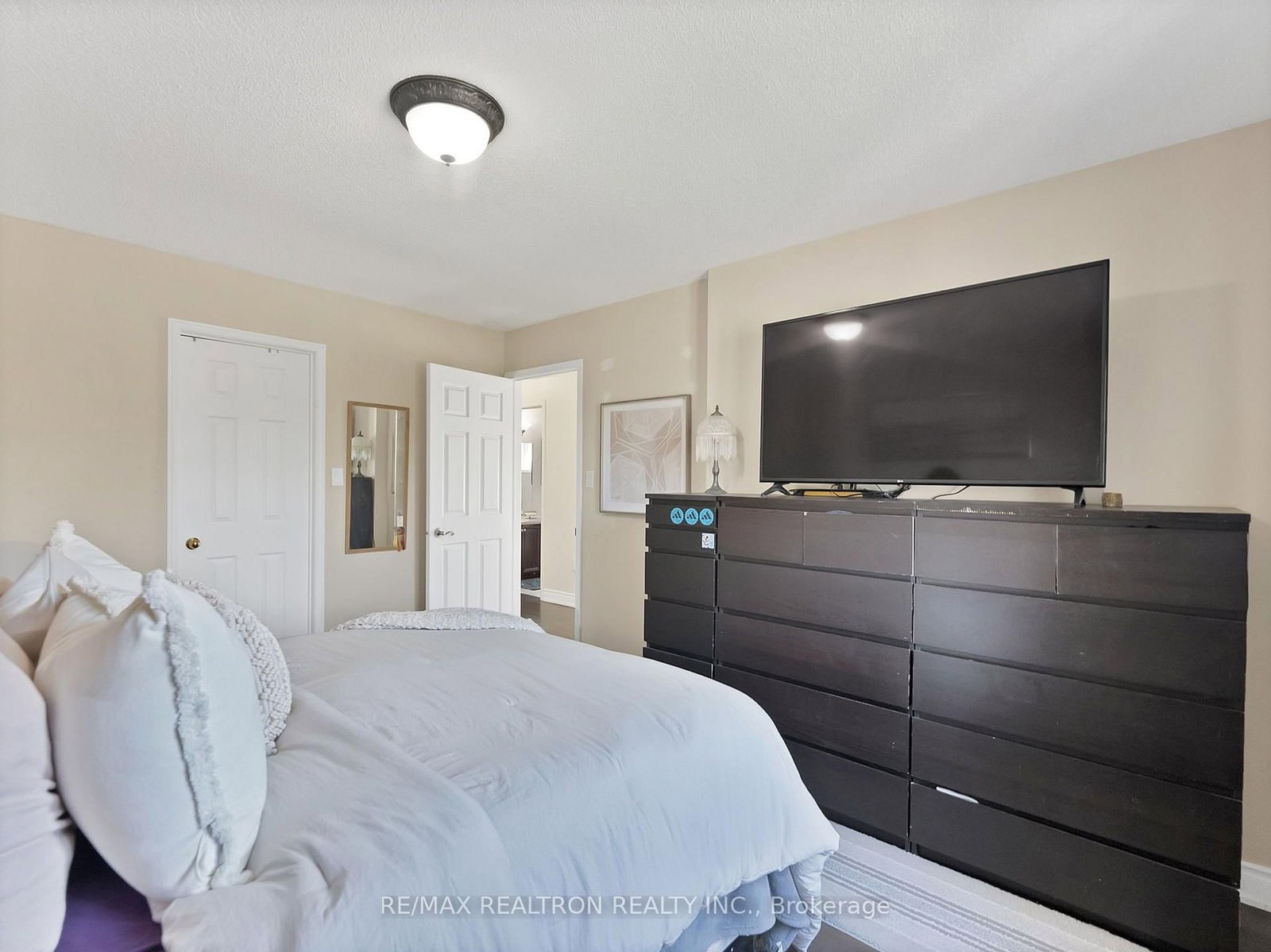 83 Crawforth Street • Whitby, ON photo 21