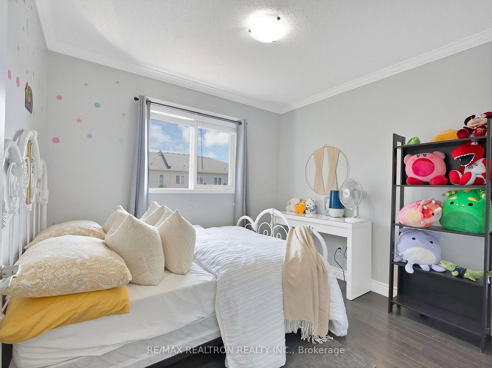 83 Crawforth Street • Whitby, ON photo 24