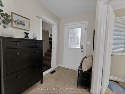 83 Crawforth Street • Whitby, ON photo 4