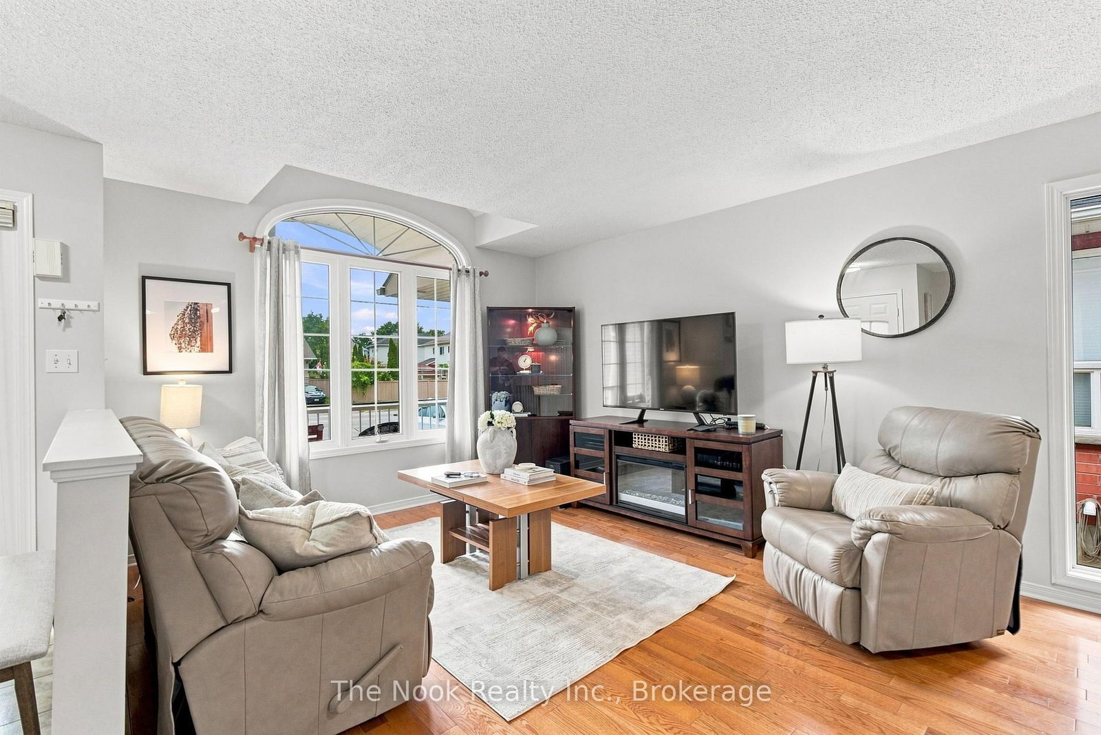 638 Longworth Avenue • Clarington, ON photo 15