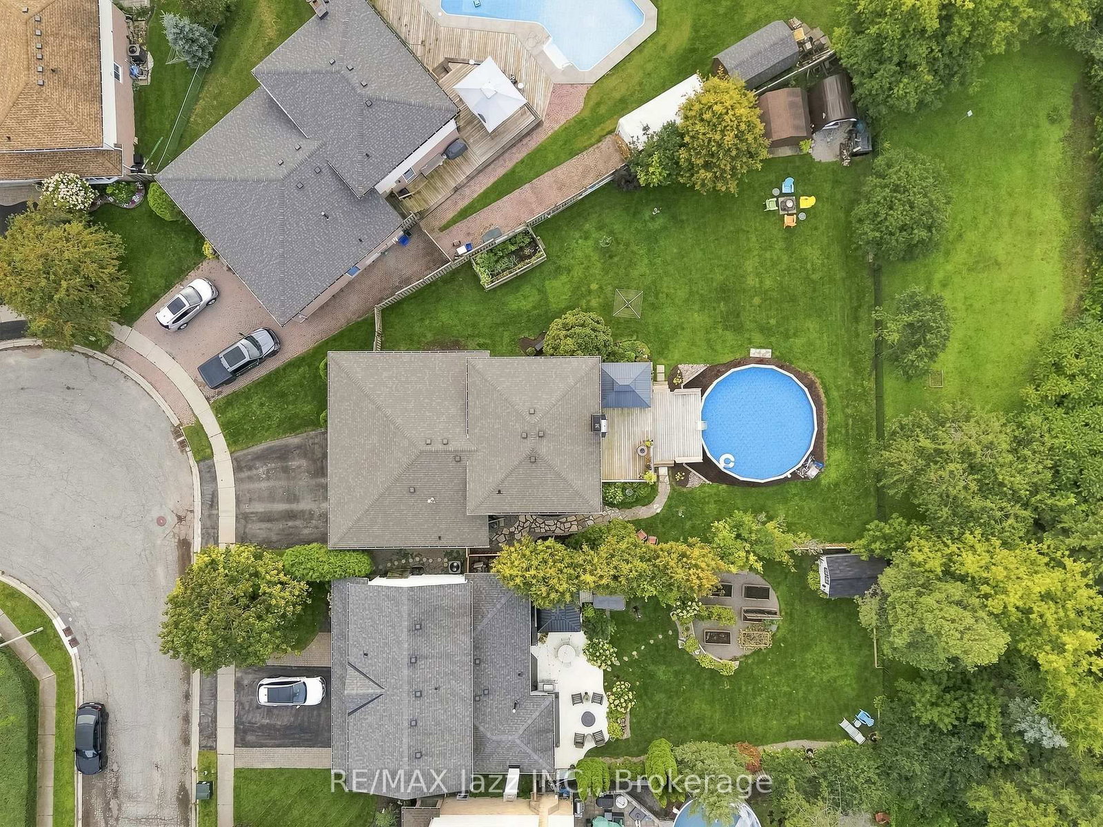 76 Chester Crescent • Scugog, ON photo 2