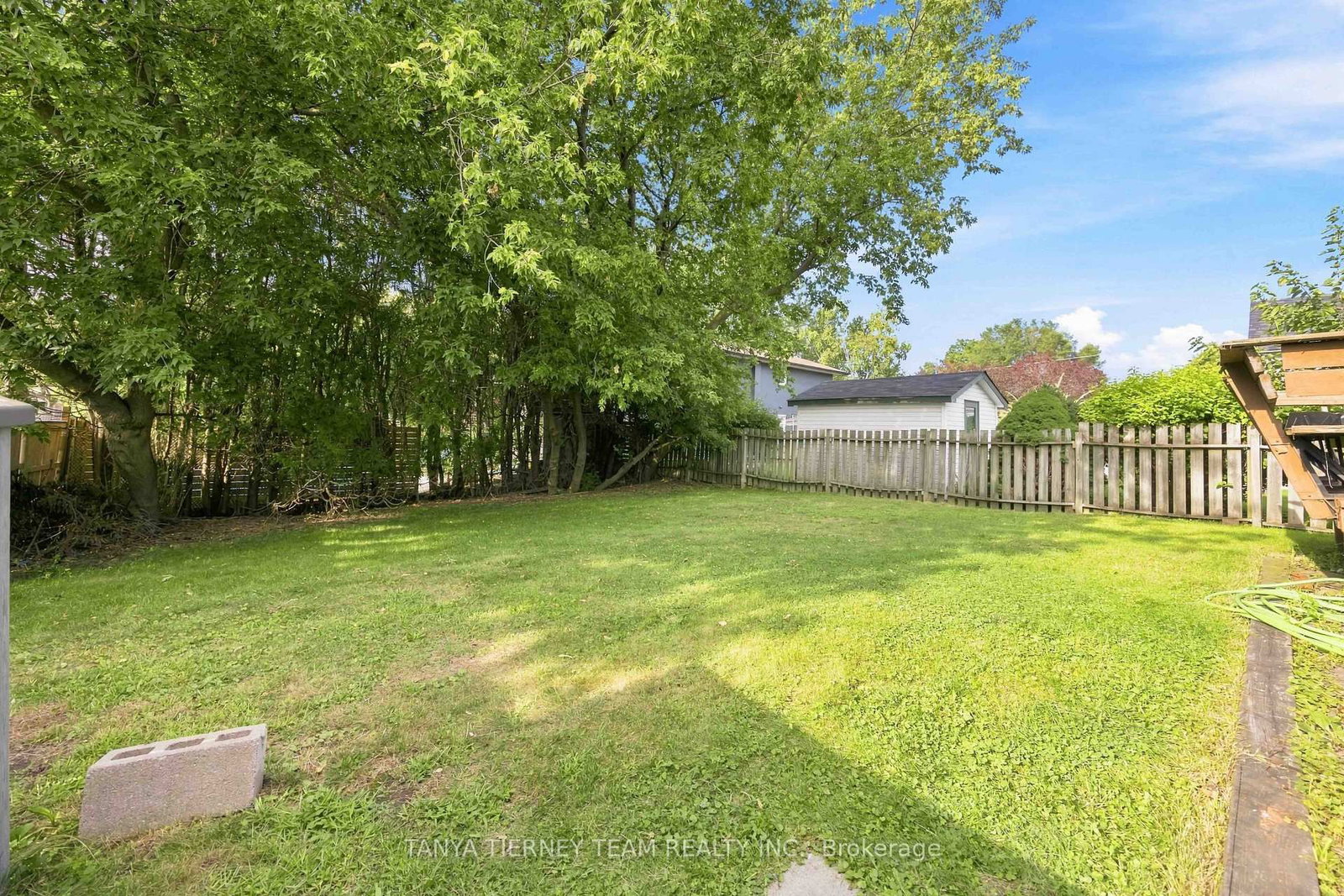 118 Rossland Road W • Oshawa, ON photo 32