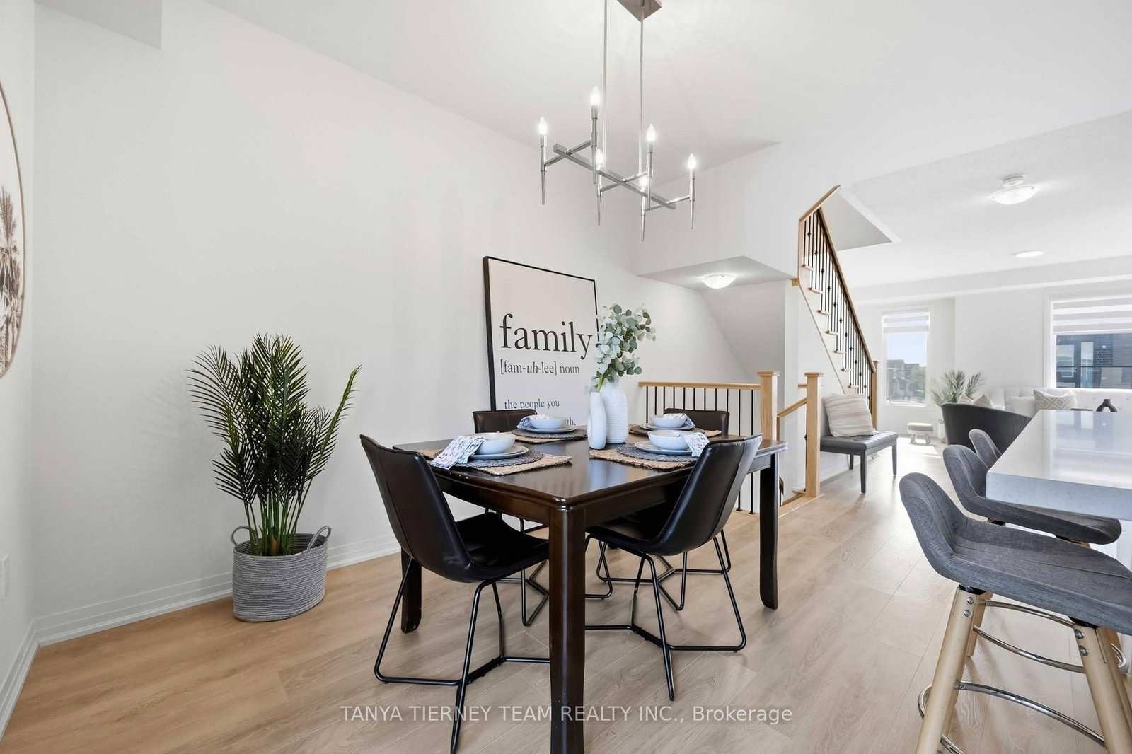 53 Emmas Way • Whitby, ON photo 17