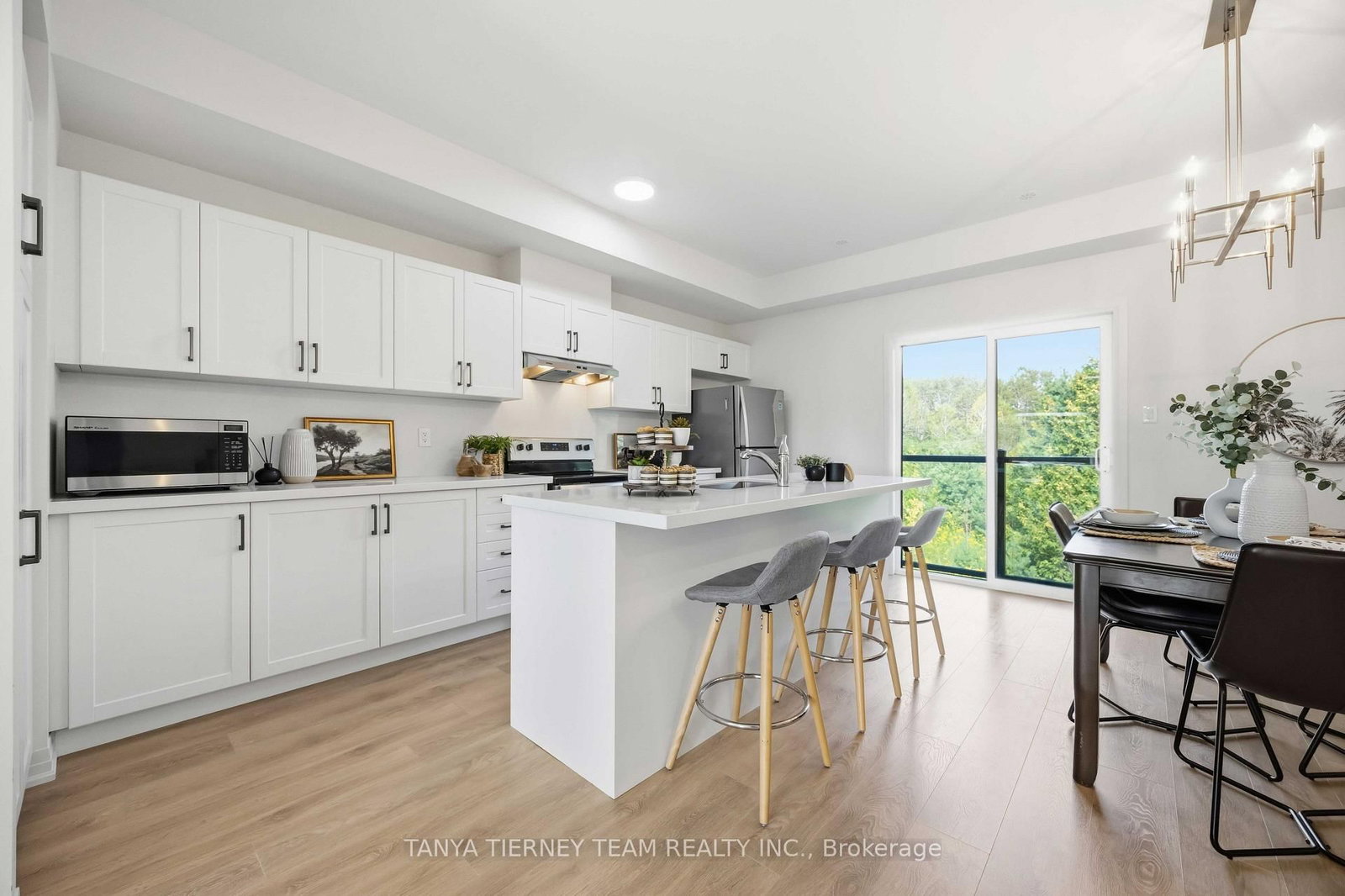 53 Emmas Way • Whitby, ON photo 18