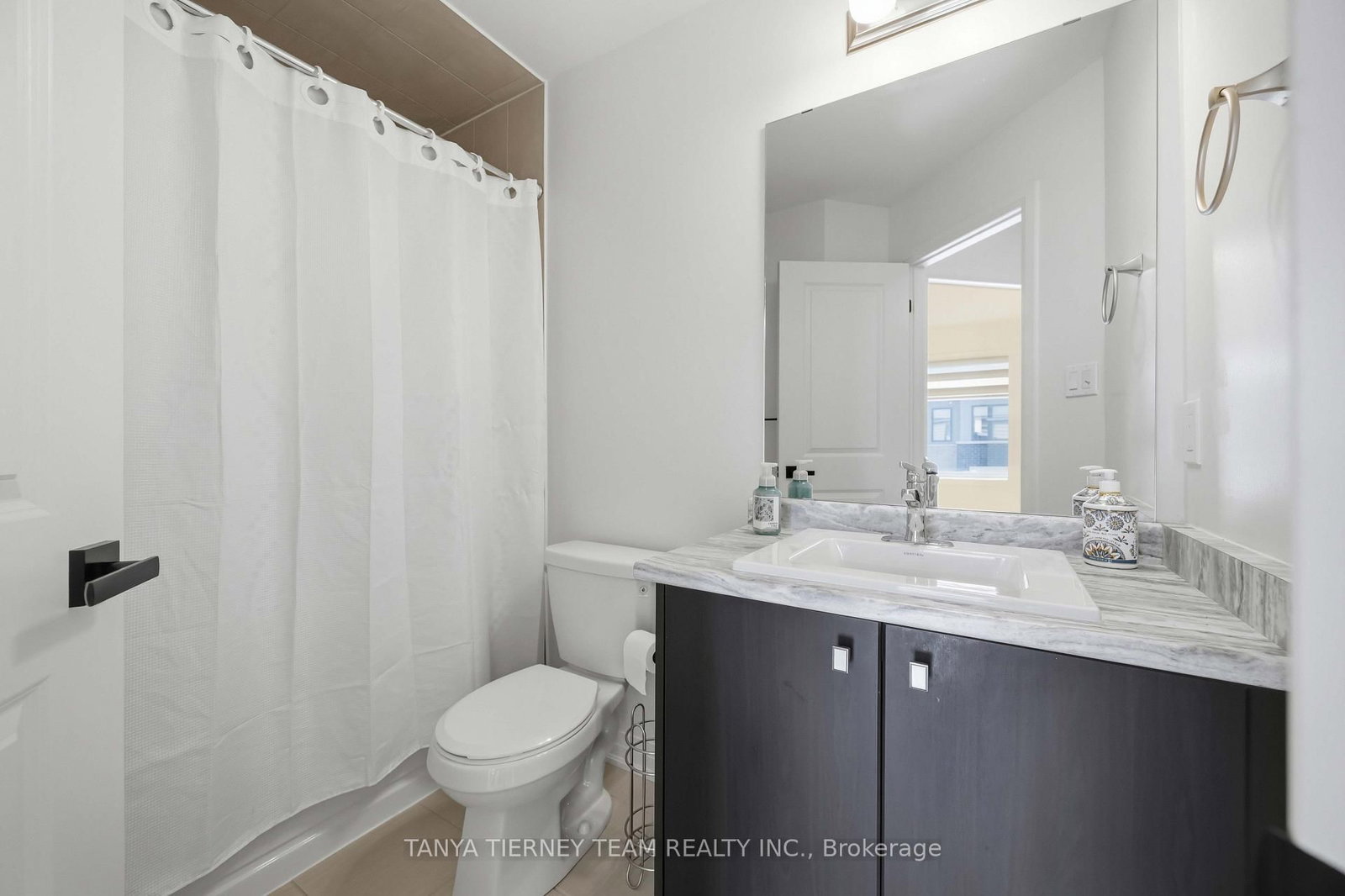 53 Emmas Way • Whitby, ON photo 42