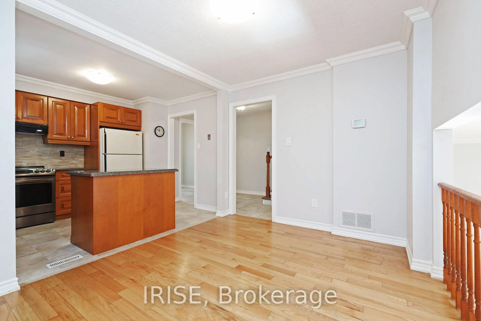 115 Winter Gardens Trail • Toronto, ON photo 24