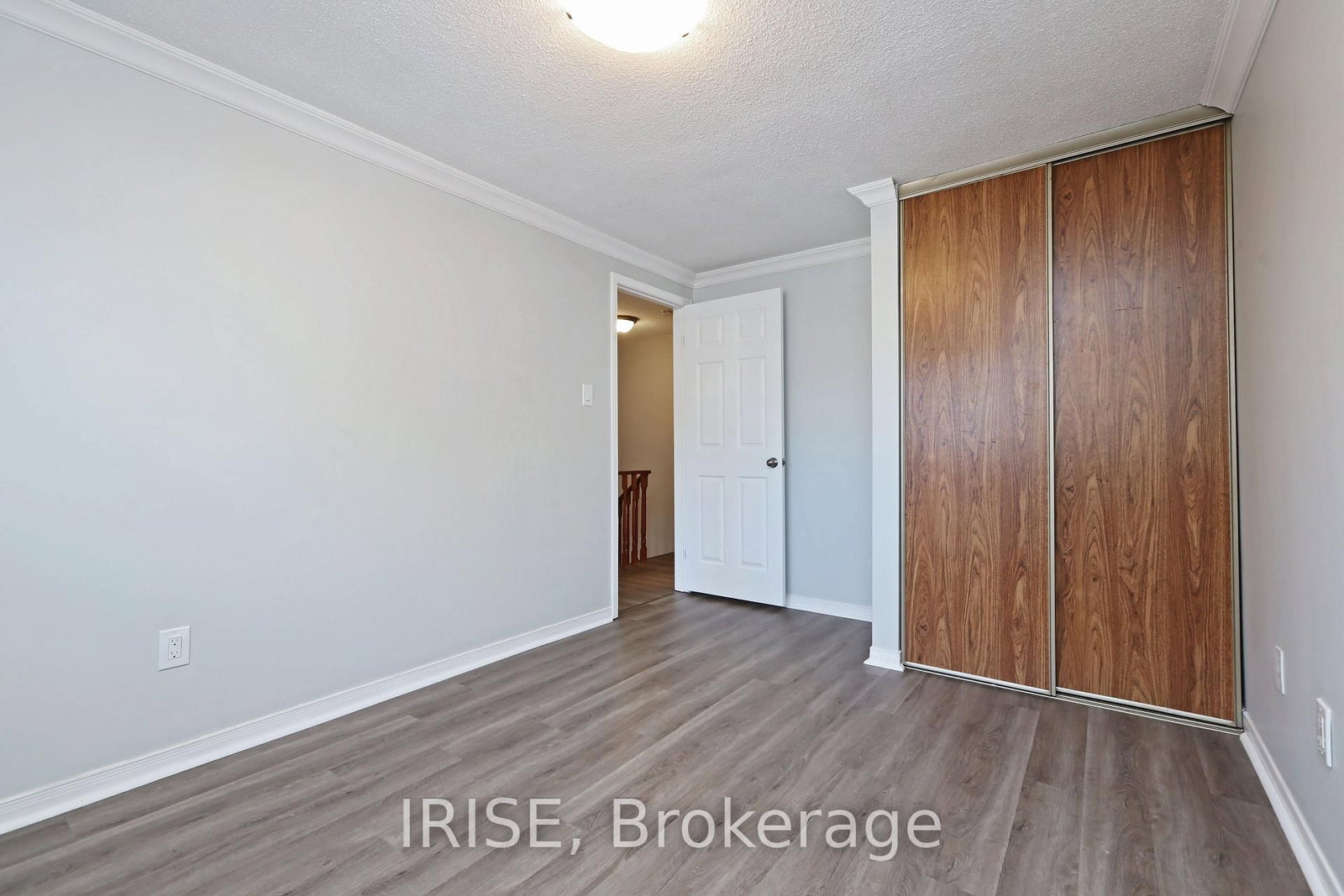 115 Winter Gardens Trail • Toronto, ON photo 38