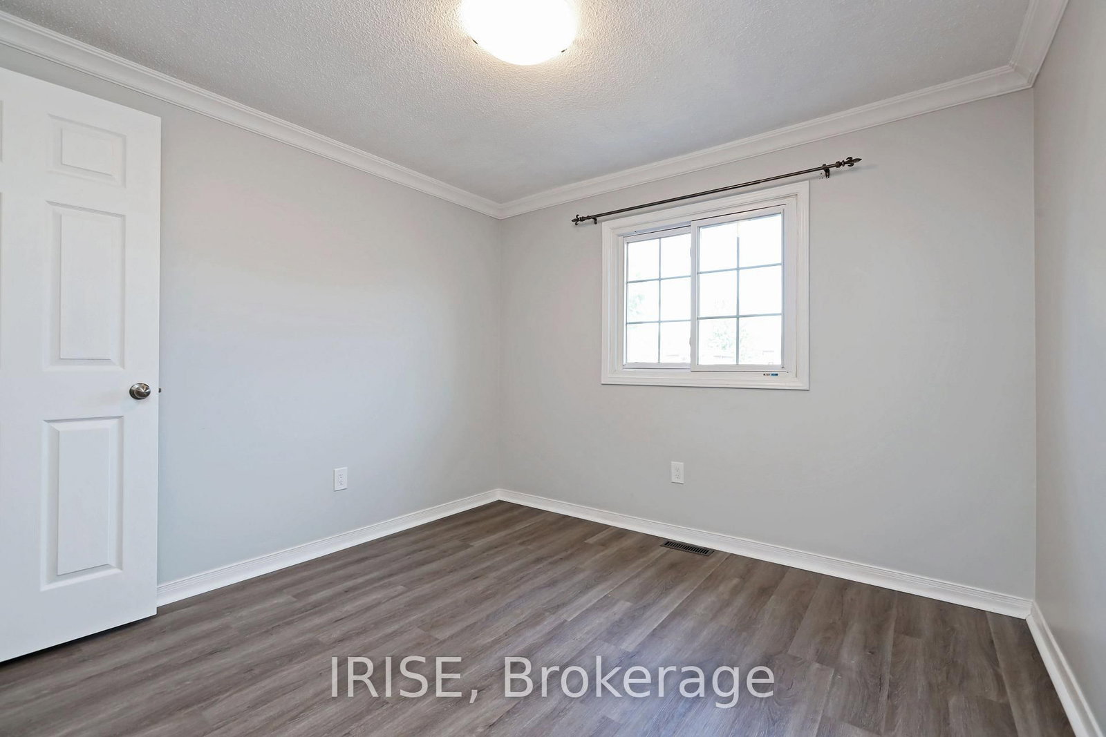 115 Winter Gardens Trail • Toronto, ON photo 40