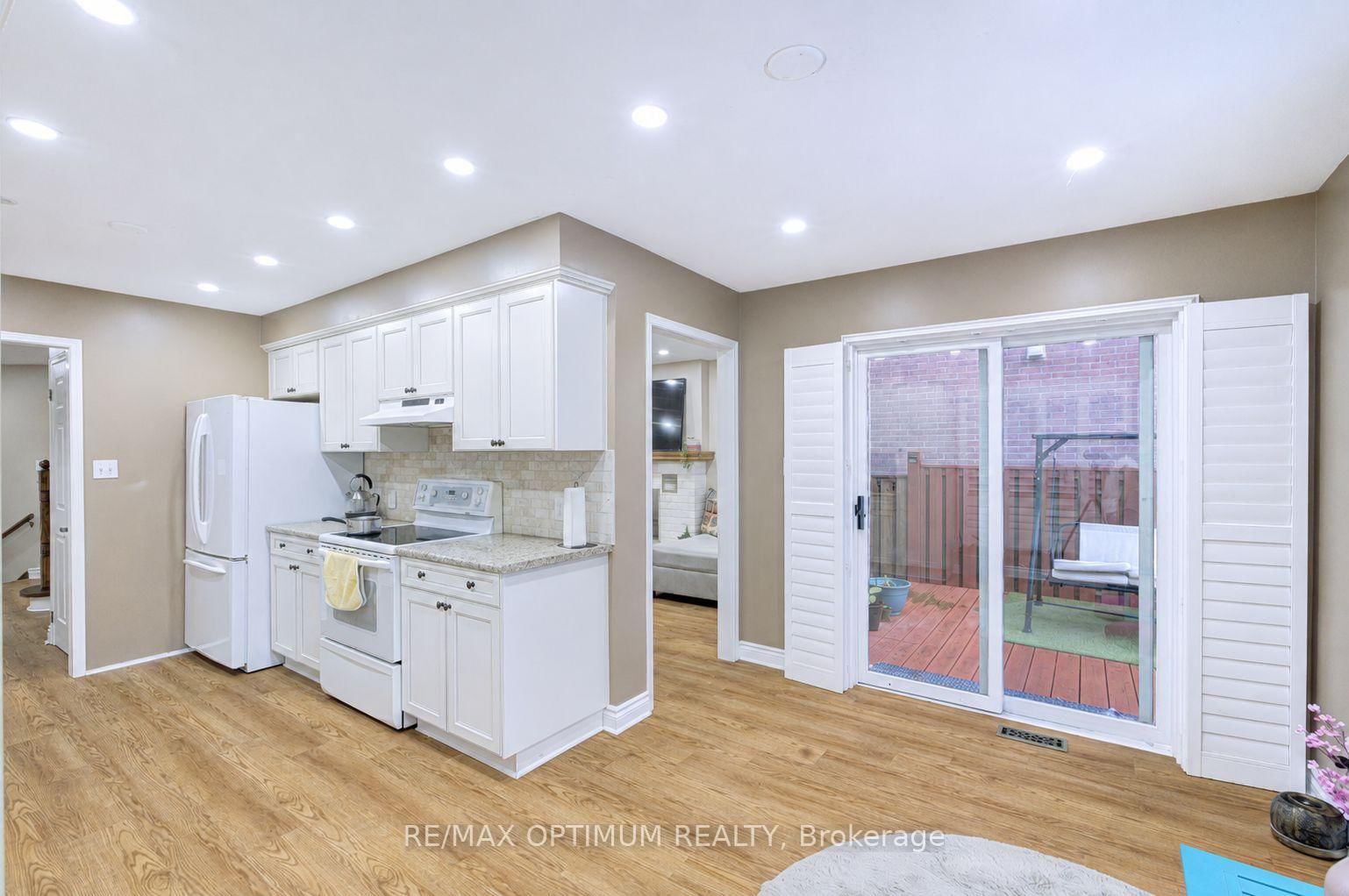 11 Murkar Crescent • Whitby, ON photo 19