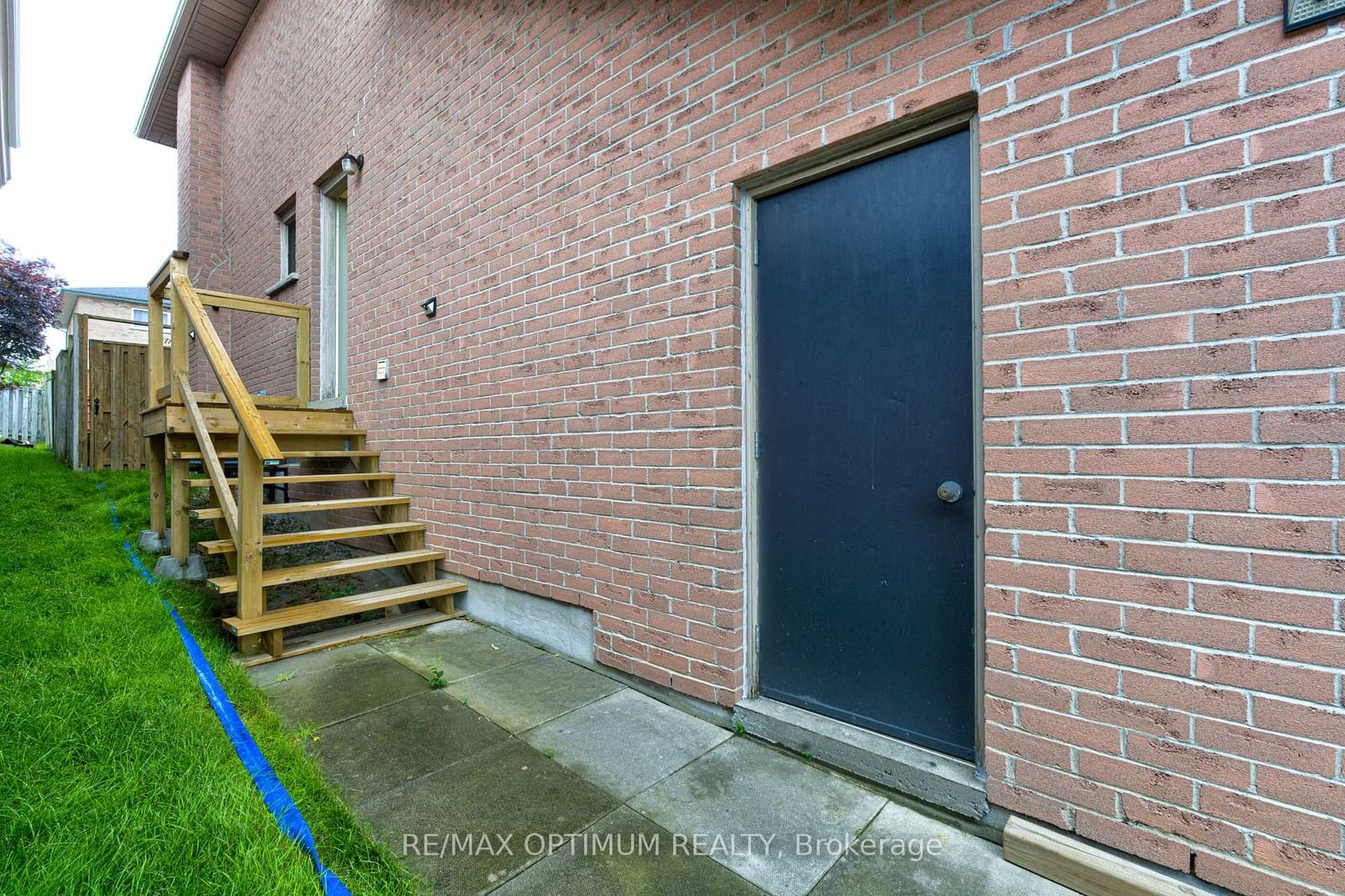 11 Murkar Crescent • Whitby, ON photo 39