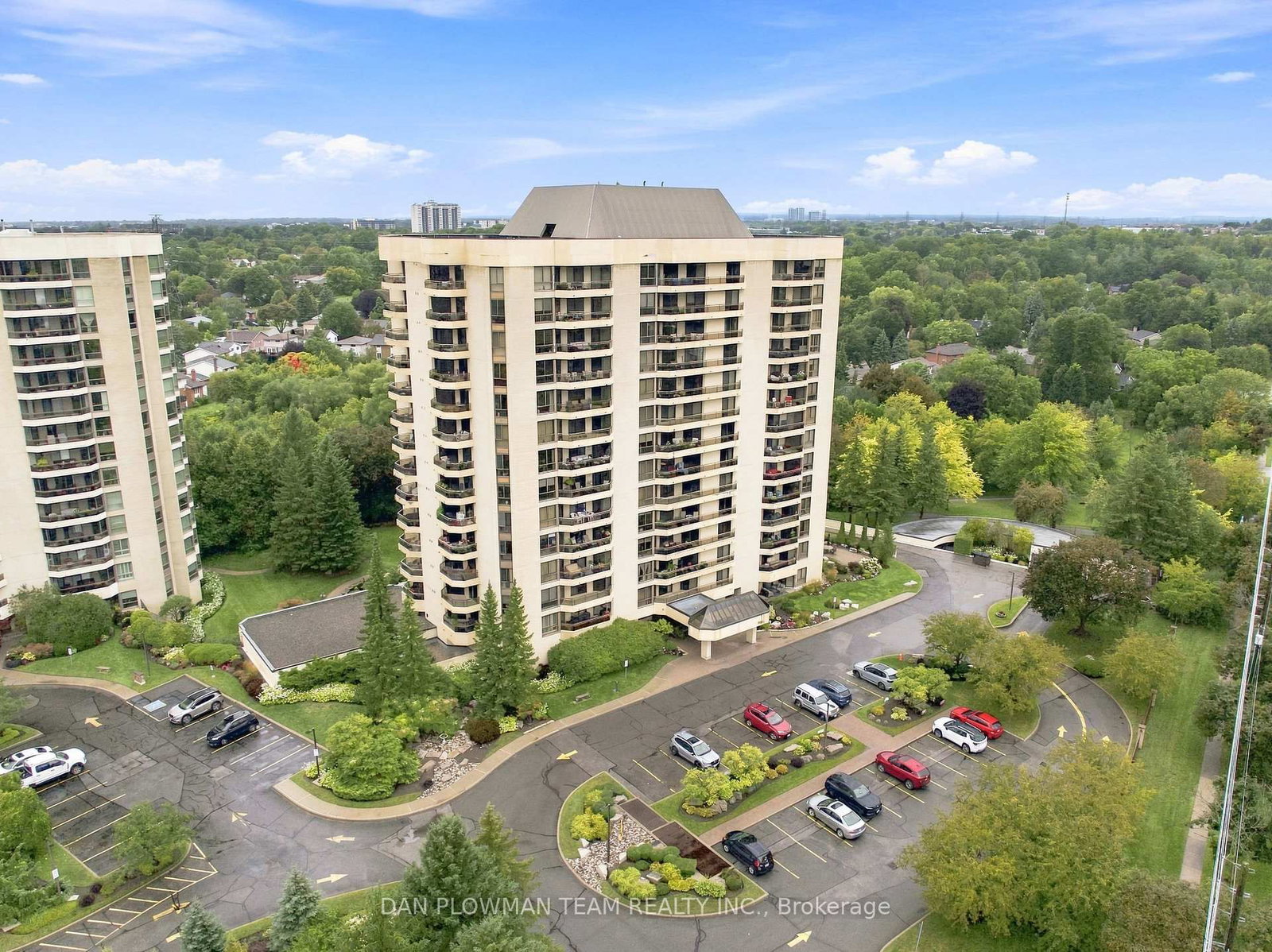 900 Wilson Road N • #1003 • Oshawa, ON photo 2