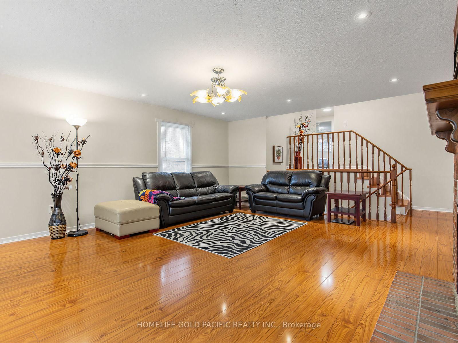 156 Ravenscroft Road • Ajax, ON photo 20