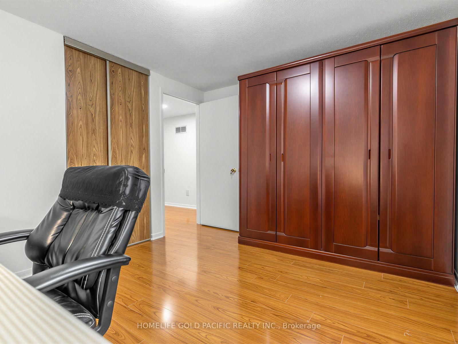 156 Ravenscroft Road • Ajax, ON photo 30
