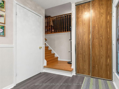 156 Ravenscroft Road • Ajax, ON photo 4