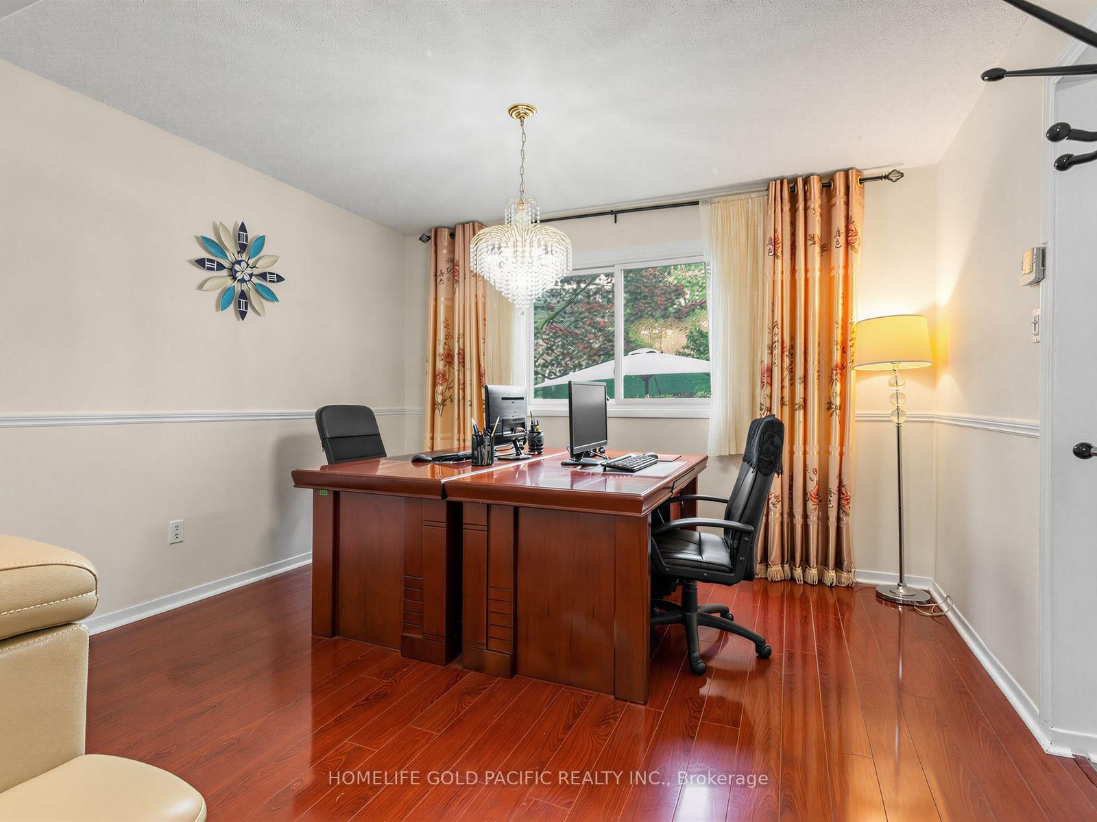 156 Ravenscroft Road • Ajax, ON photo 8
