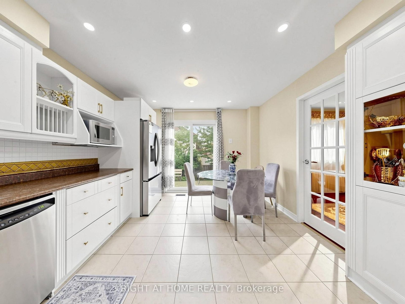 59 Brennan Road • Ajax, ON photo 9