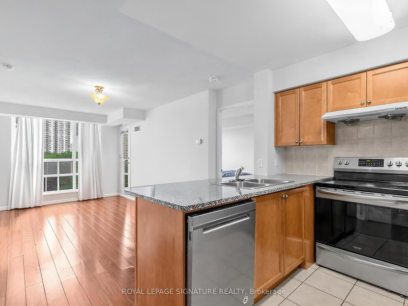 1512 - 68 Grangeway Avenue
