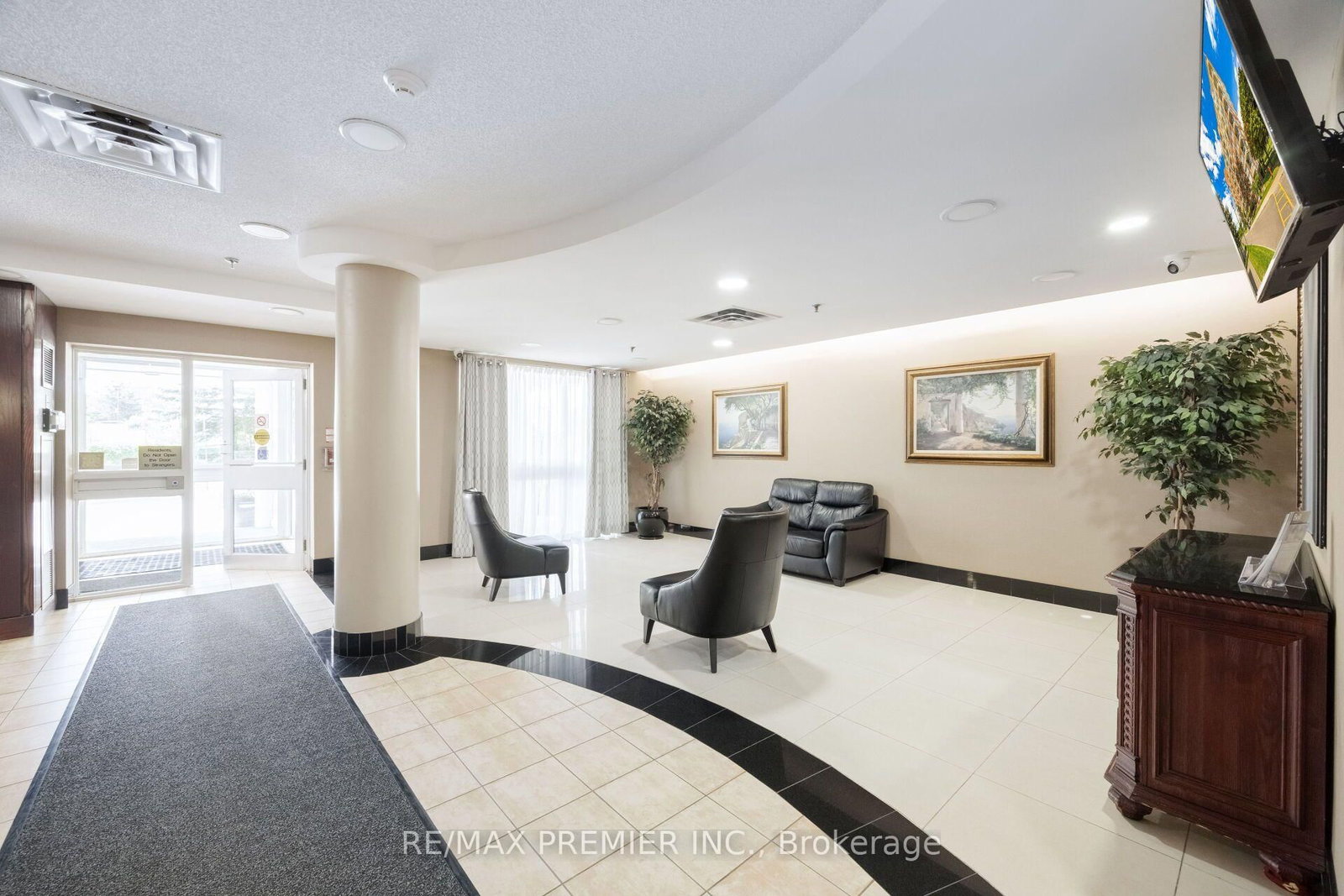 480 Mclevin Avenue • #314 • Toronto, ON photo 5