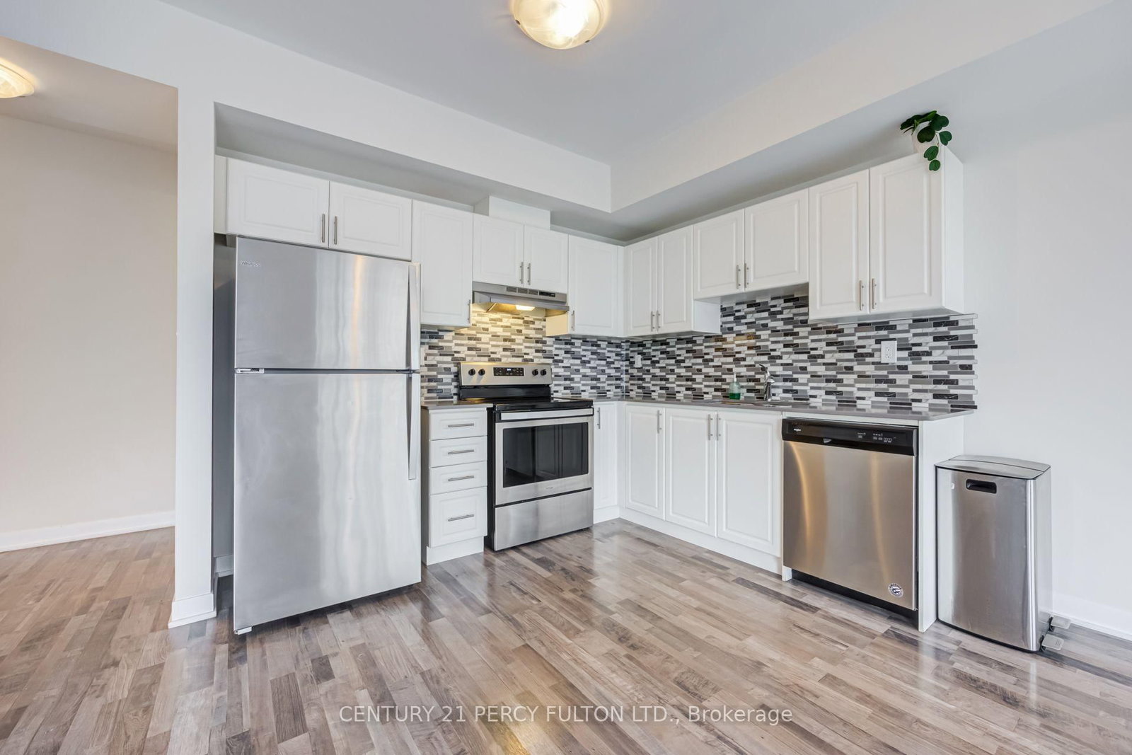 1460 Whites Road • #318 • Pickering, ON photo 9