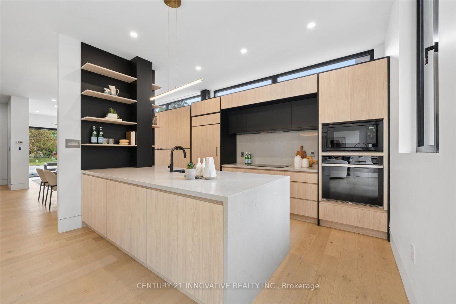 10 Haida Court • Toronto, ON photo 13