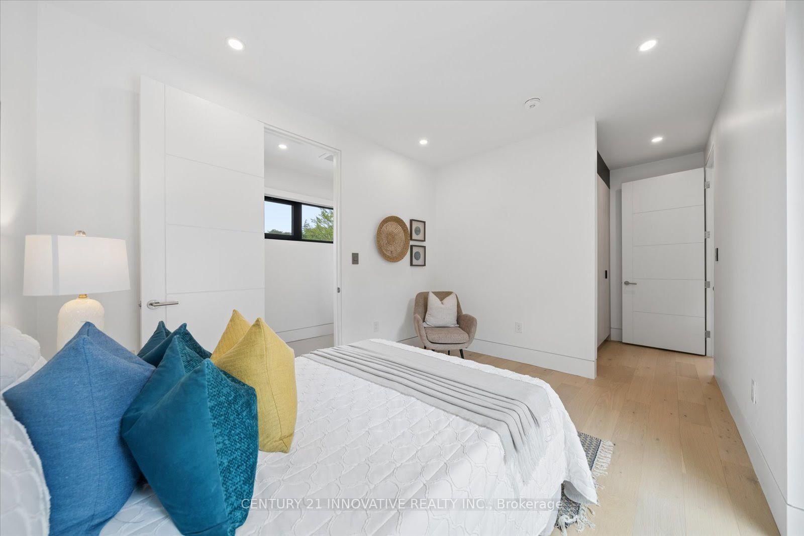 10 Haida Court • Toronto, ON photo 30