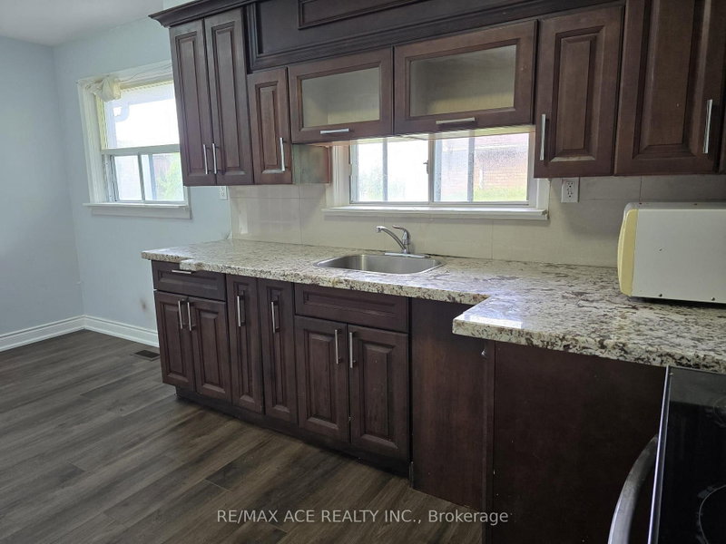 55 Brenda Crescent