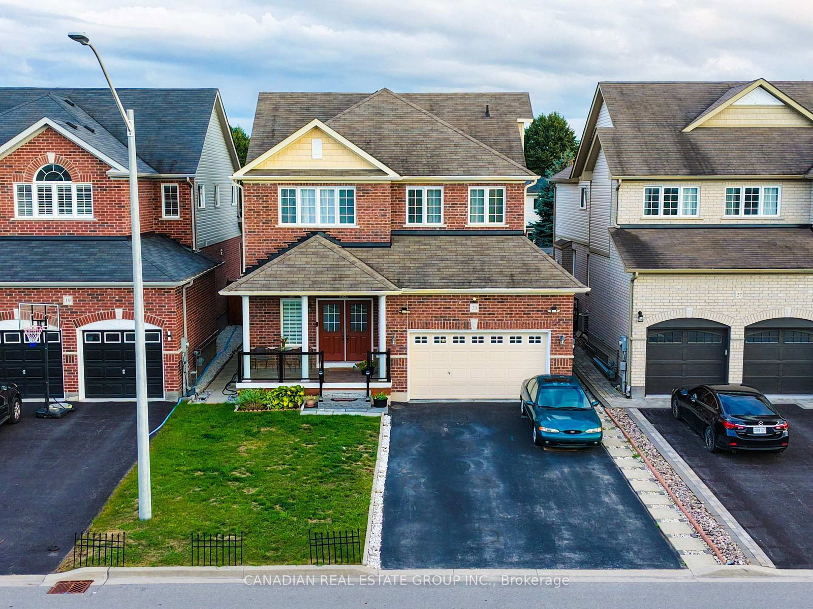 23 Page Place • Clarington, ON photo 1