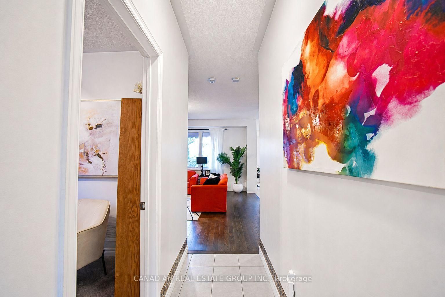 23 Page Place • Clarington, ON photo 3