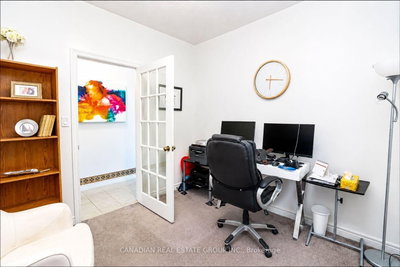23 Page Place • Clarington, ON photo 5