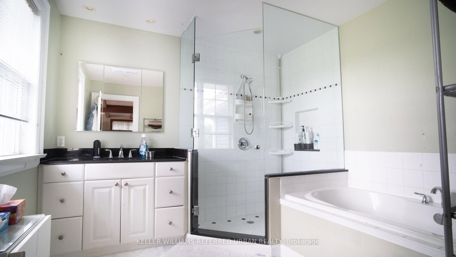 1211 Pharmacy Avenue • Toronto, ON photo 20