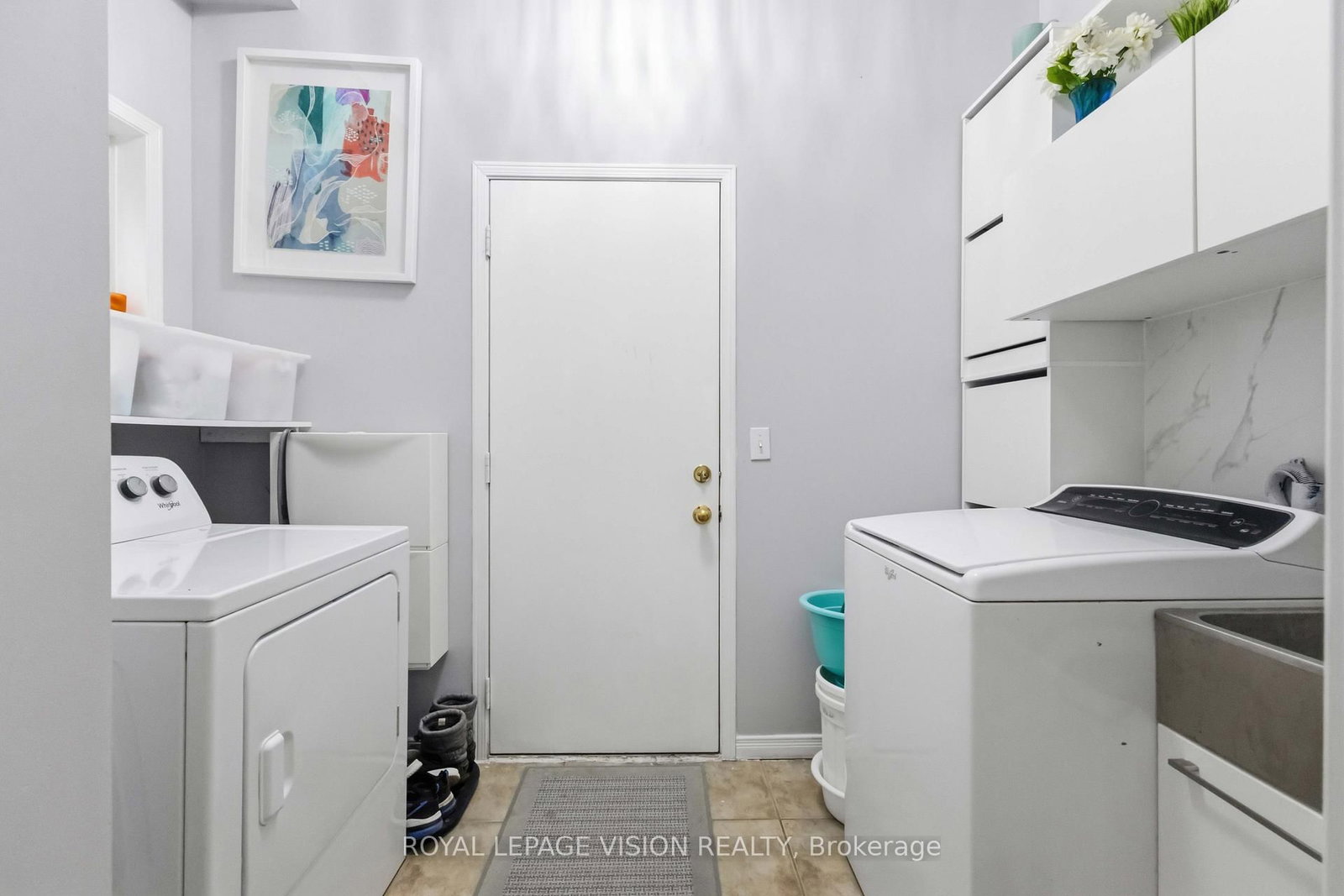 55 Medland Avenue E • Whitby, ON photo 22