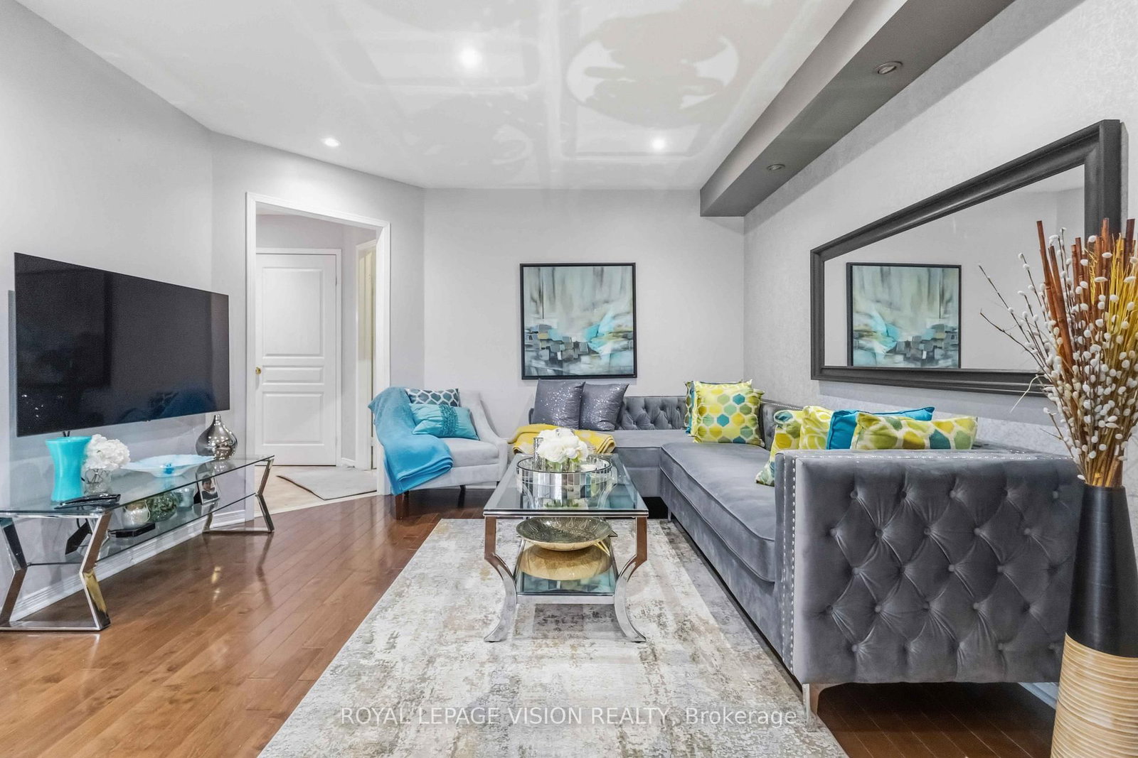 55 Medland Avenue E • Whitby, ON photo 36