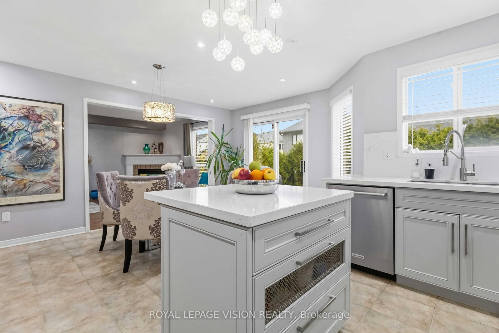 55 Medland Avenue E • Whitby, ON photo 39