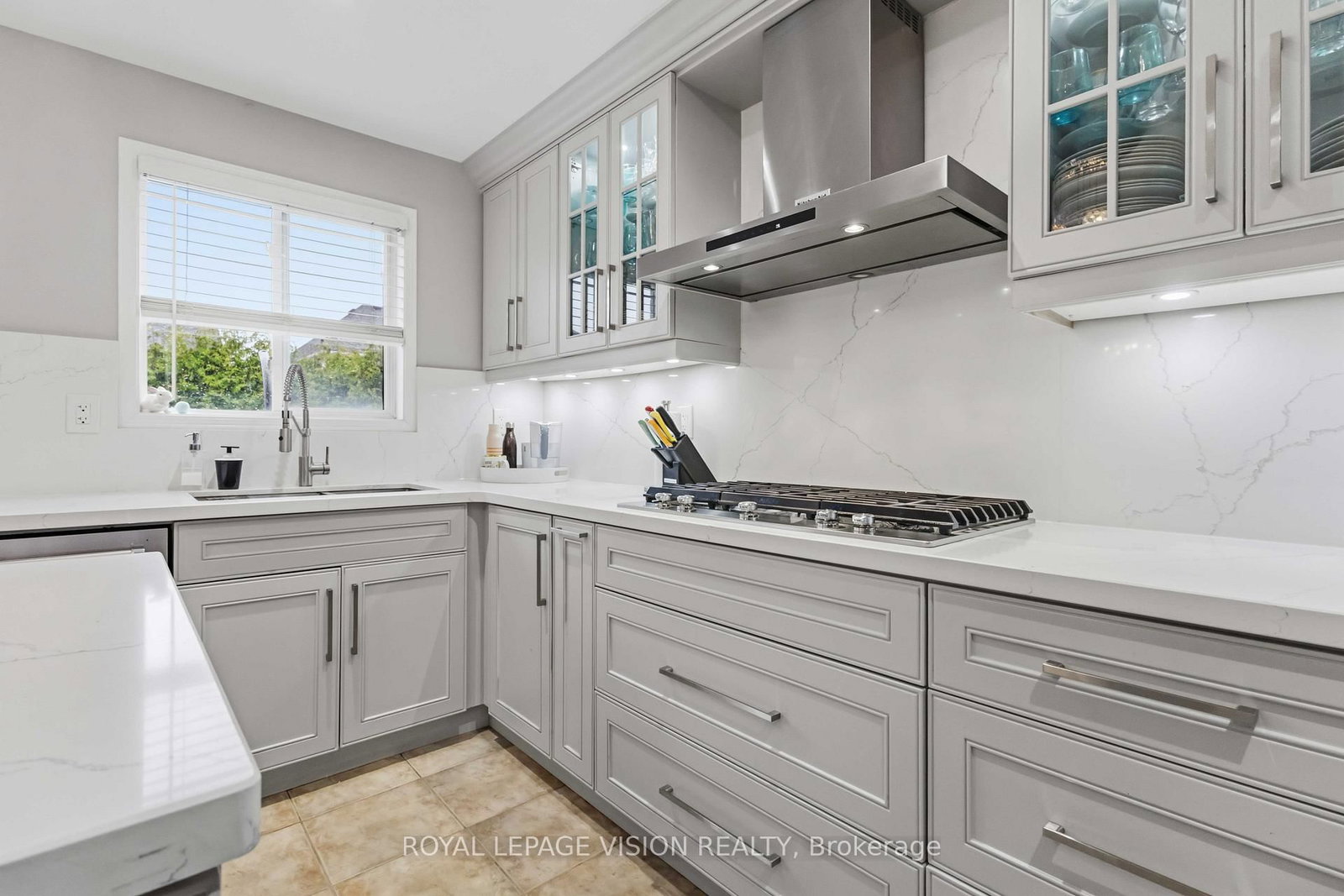 55 Medland Avenue E • Whitby, ON photo 42