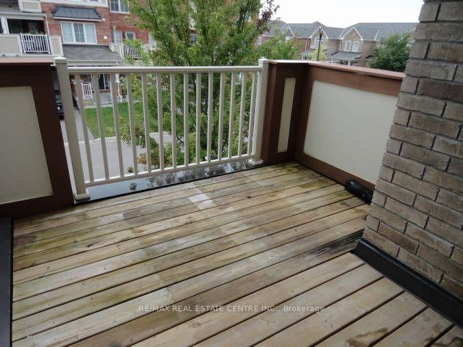 1084 Silk Street • Pickering, ON photo 13