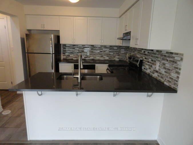 1084 Silk Street • Pickering, ON photo 14