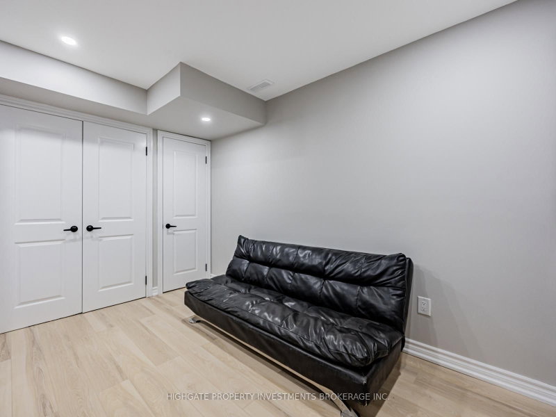 6 Harper Hill Dr photo 5