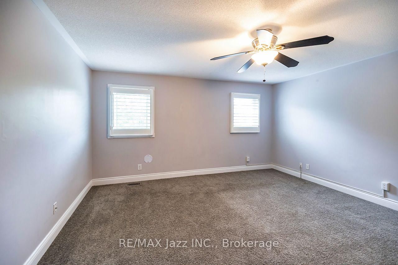 99 Hurd Street • Oshawa, ON photo 34