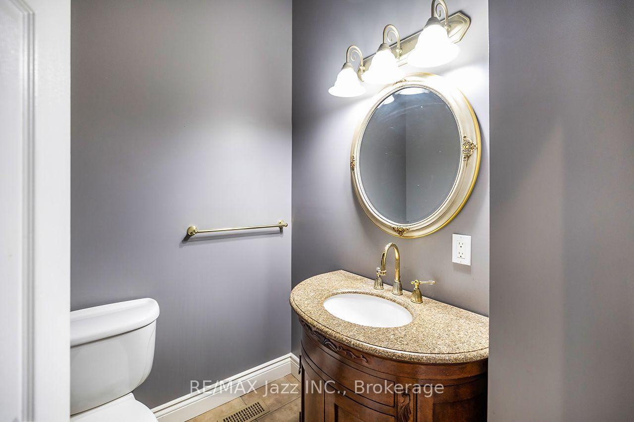 99 Hurd Street • Oshawa, ON photo 39