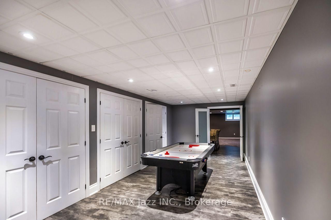 99 Hurd Street • Oshawa, ON photo 42