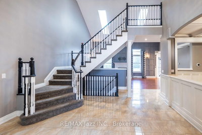 99 Hurd Street • Oshawa, ON photo 9