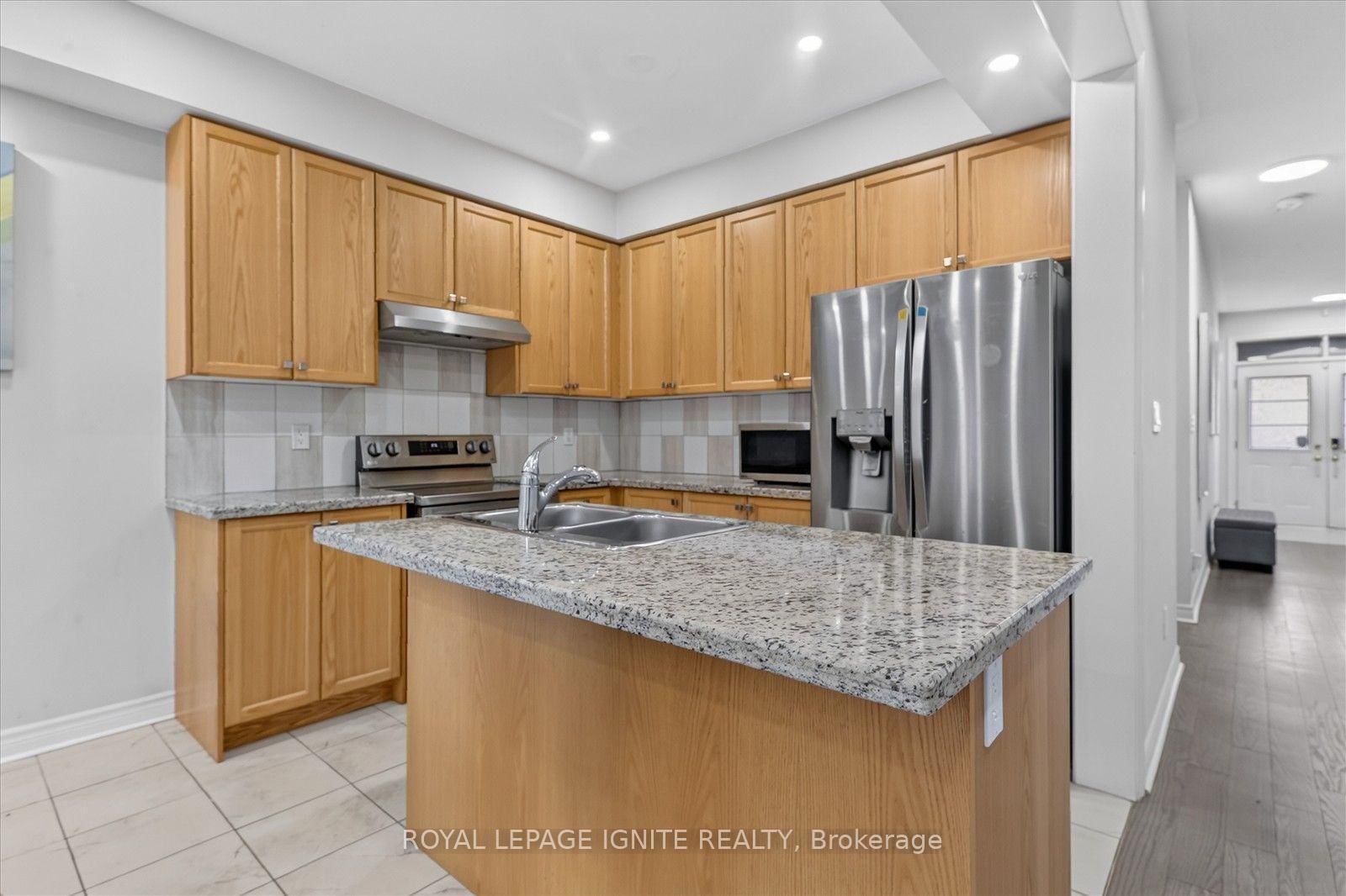 1857 Fosterbrook Street • Oshawa, ON photo 18