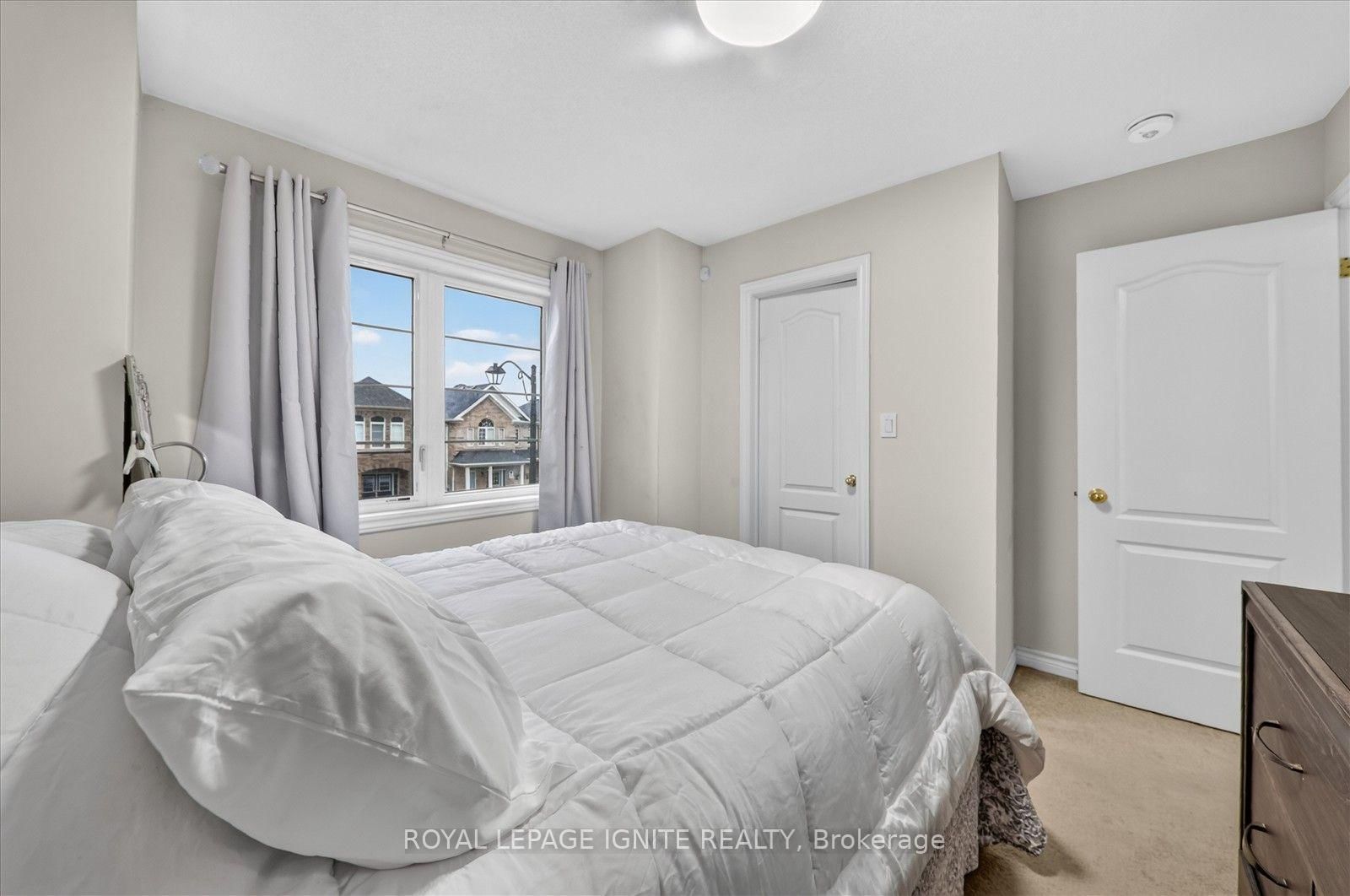 1857 Fosterbrook Street • Oshawa, ON photo 36