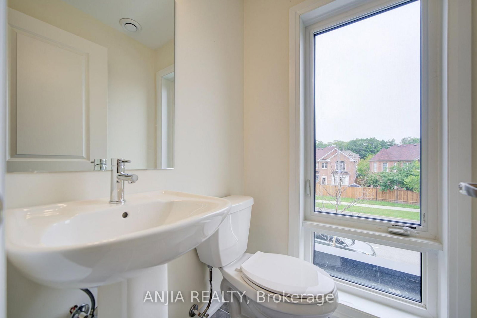 235 Mclevin Avenue • #21 • Toronto, ON photo 13